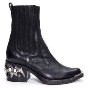 OFFER Donald Pliner Gasper Black Leather Western
Booties with Decorative Pearls